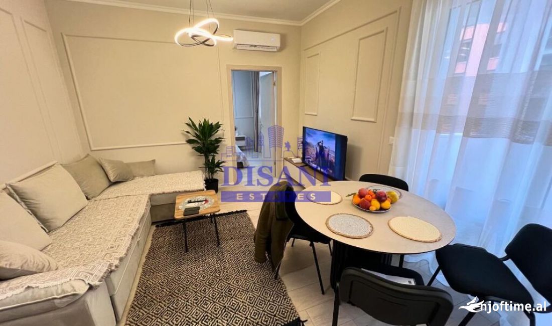 Shtepi me qera Apartament ne Tirane, 1+1, Mobilimi E mobiluar, Pagesa 600  Euro.