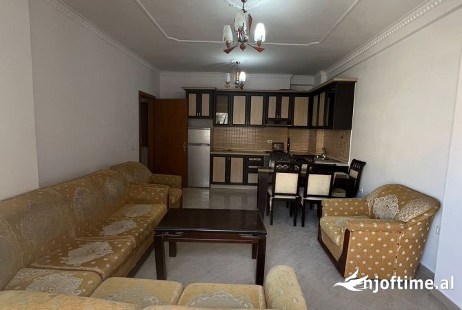 Shtepi ne shitje 2+1 ne Tirane - 105,000 Euro