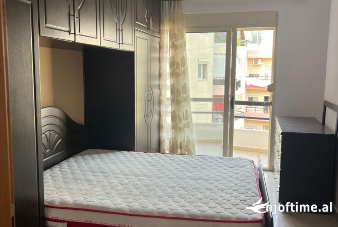 Shtepi ne shitje 2+1 ne Tirane - 105,000 Euro
