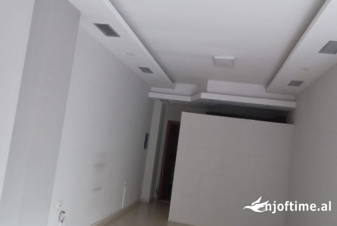 Ambient biznesi ne shitje 1+1 ne Tirane - 112,500 Euro
