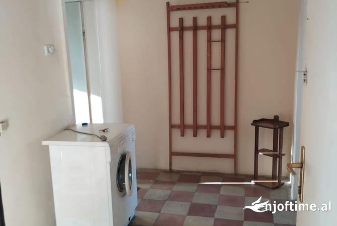 Shtepi ne shitje 1+1 ne Tirane - 75,600 Euro