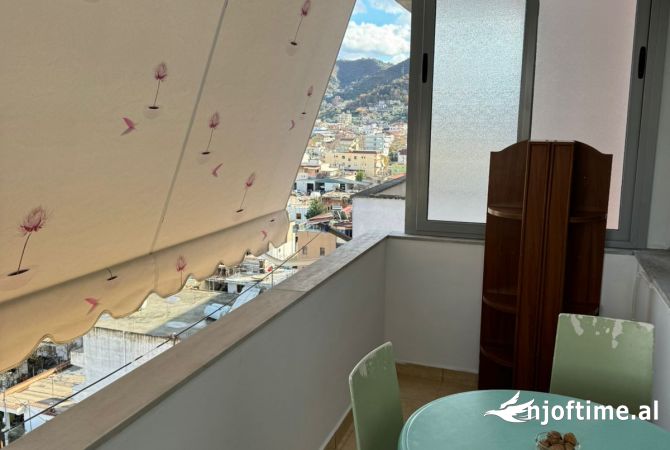 Shtepi me qera 1+1 ne Tirane - 35,000 Leke