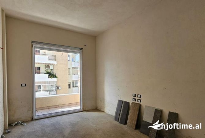 Shtepi ne shitje 2+1 ne Tirane - 272,850 Euro