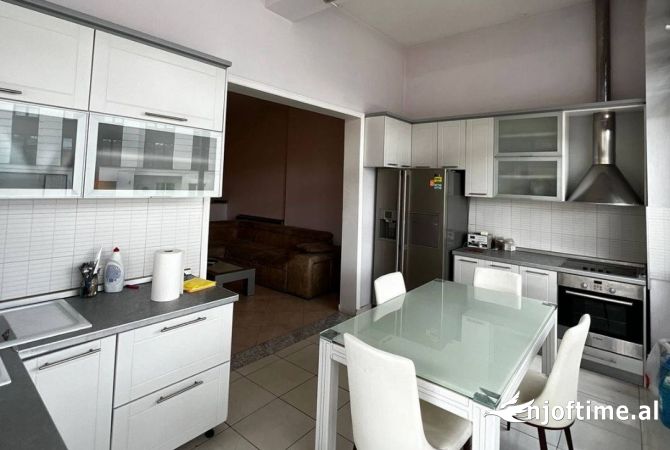 House for Sale 2+1 in Tirana - 275,000 Euro