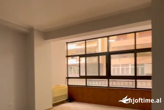 Shtepi ne shitje 3+1 ne Tirane - 320,000 Euro