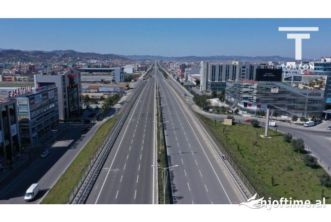 Ambient biznesi me qera 4+1 ne Tirane - 7,000 Euro