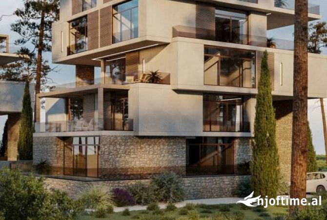 Shitet Apartament 1+1, Porto Lalzi Hamallaj