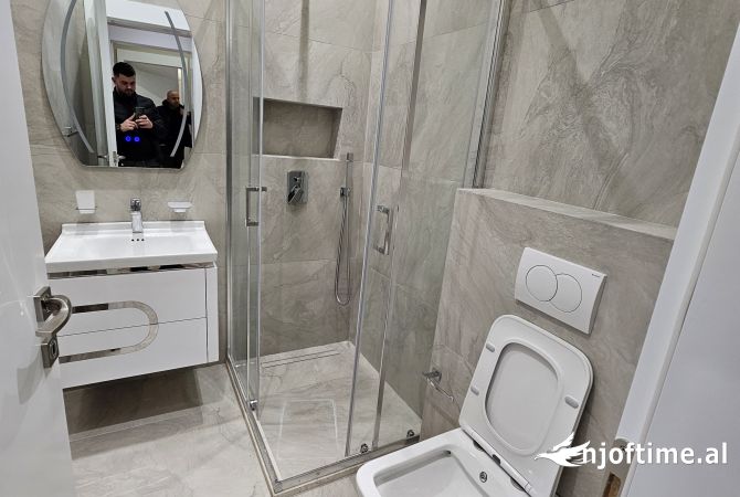 Shtepi me qera Apartament ne Tirane, 2+1, Mobilimi E mobiluar, Pagesa 1,500  Euro.