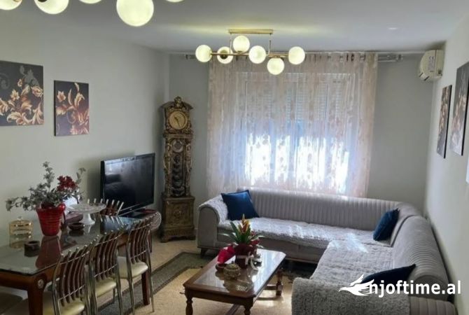 Shtepi me qera 2+1 ne Tirane - 500 Euro