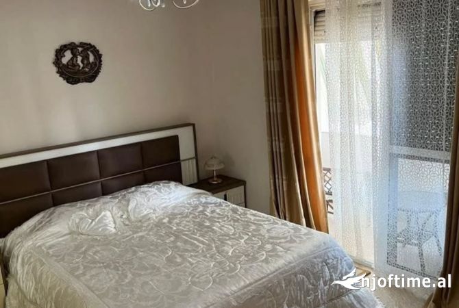 Shtepi me qera 2+1 ne Tirane - 500 Euro