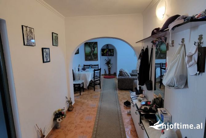 Shtepi ne shitje 3+1 ne Tirane - 140,000 Euro
