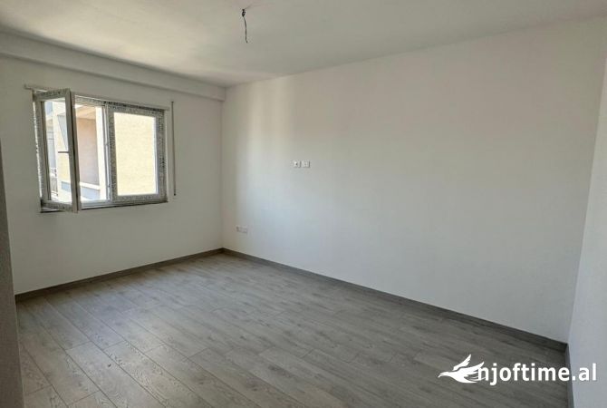 Shtepi ne shitje 2+1 ne Tirane - 135,000 Euro