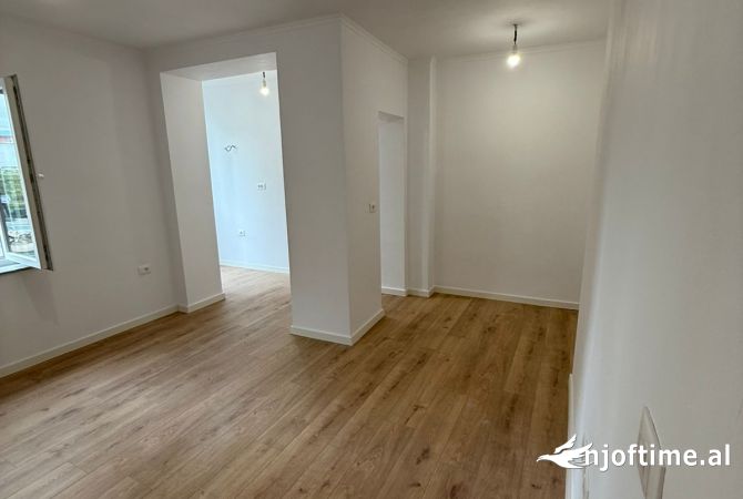 Shtepi ne shitje 2+1 ne Tirane - 185,000 Euro