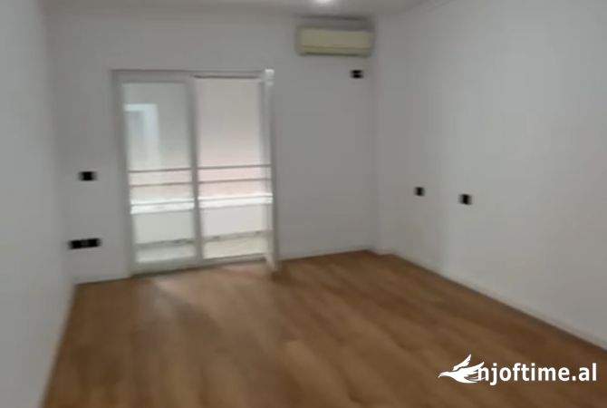 Shtepi ne shitje 2+1 ne Tirane - 160,000 Euro