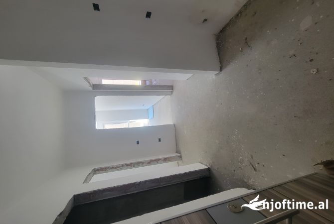 Shtepi ne shitje 2+1 ne Tirane - 185,500 Euro