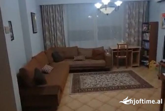 Shtepi me qera 1+1 ne Tirane - 600 Euro