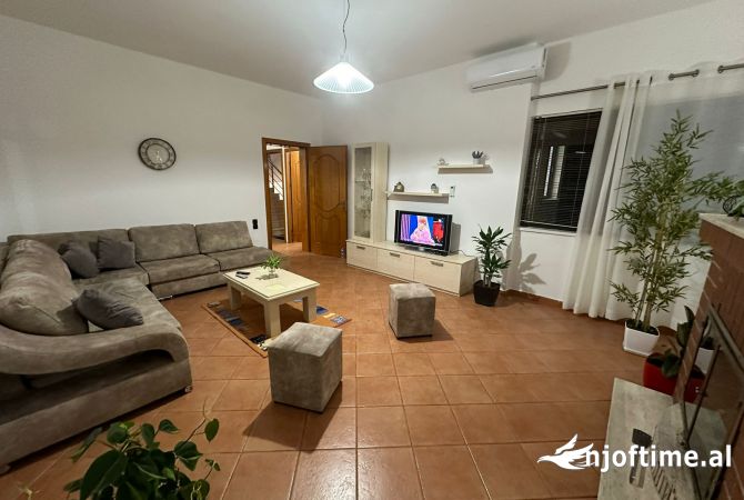 Shtepi me qera 2+1 ne Tirane - 500 Euro
