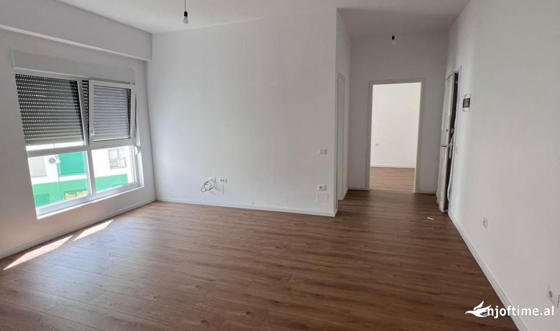 Apartment for sale in Tirana 1+1, Emty