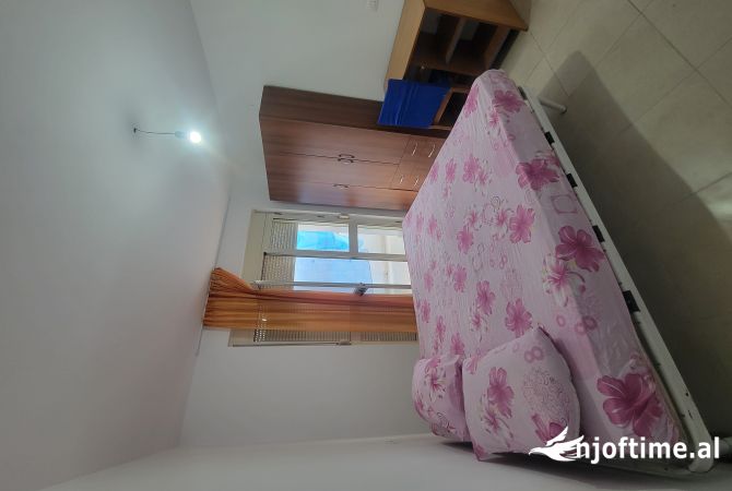 Shtepi me qera 2+1 ne Tirane - 400 Euro