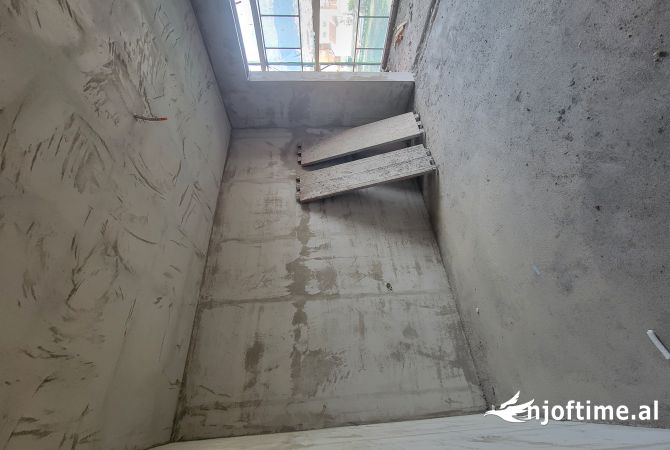 Shtepi ne shitje 1+1 ne Tirane - 87,000 Euro
