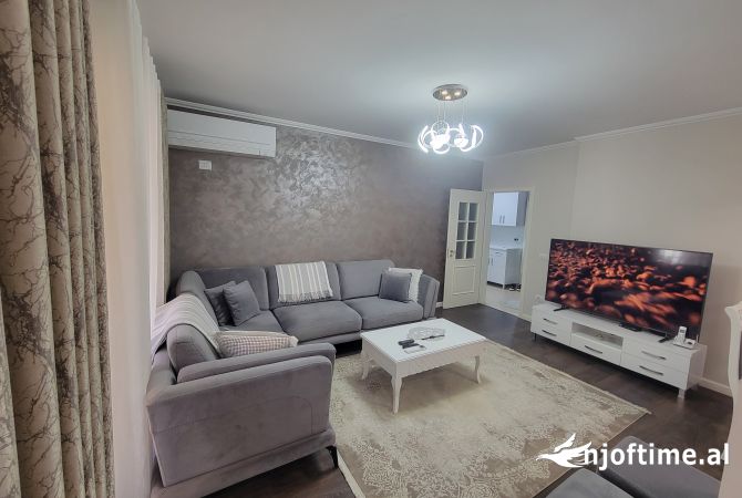 Shtepi ne shitje 2+1 ne Tirane - 265,000 Euro