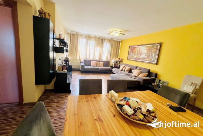 Shtepi me qera 2+1 ne Tirane - 650 Euro