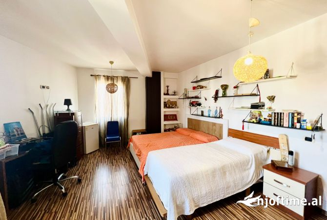 Shtepi me qera Apartament ne Tirane, 2+1, Mobilimi E mobiluar, Pagesa 650  Euro.