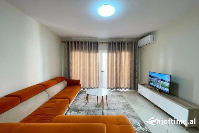 Shtepi me qera 2+1 ne Tirane - 500 Euro