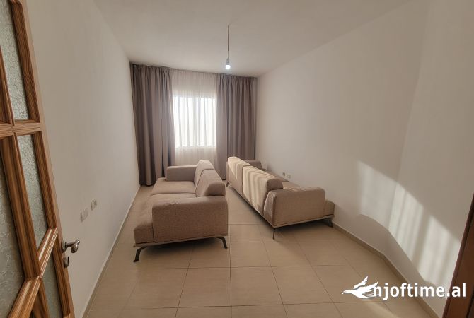 Shtepi ne shitje 1+1 ne Tirane - 83,000 Euro