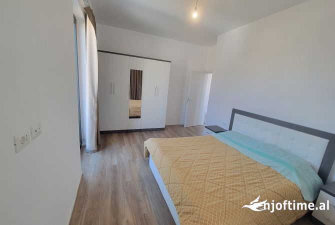 Shtepi me qera 2+1 ne Tirane - 600 Euro
