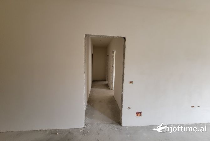 Shtepi ne shitje 1+1 ne Tirane - 73,000 Euro