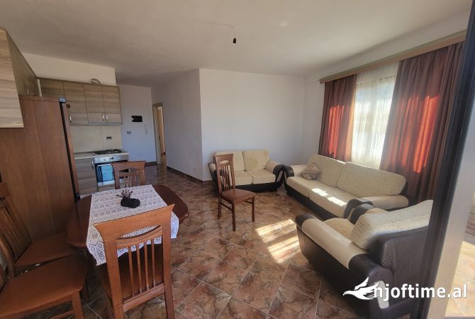 Shtepi me qera 2+1 ne Tirane - 350 Euro