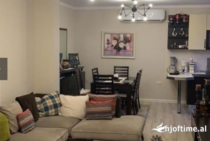 Shtepi ne shitje 2+1 ne Tirane - 180,000 Euro