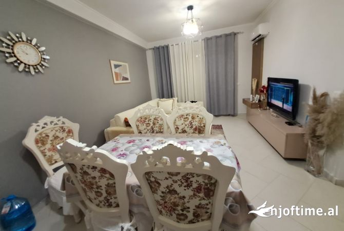 Shtepi ne shitje 2+1 ne Tirane - 160,000 Euro