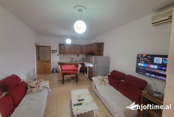 Shtepi me qera 2+1 ne Tirane - 450 Euro