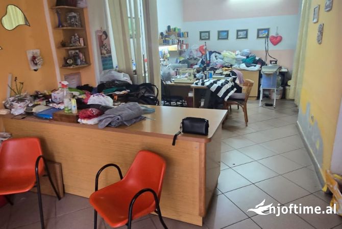 Ambient biznesi ne shitje 1+1 ne Tirane - 114,000 Euro