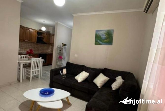 Shtepi ne shitje 2+1 ne Tirane - 120,000 Euro