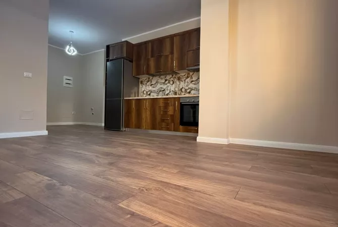 Shtepi ne shitje 2+1 ne Tirane - 113,000 Euro
