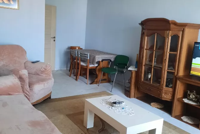 Shtepi me qera 2+1 ne Tirane - 500 Euro