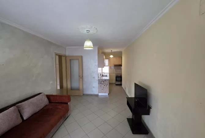 Shtepi ne shitje 1+1 ne Tirane - 105,000 Euro