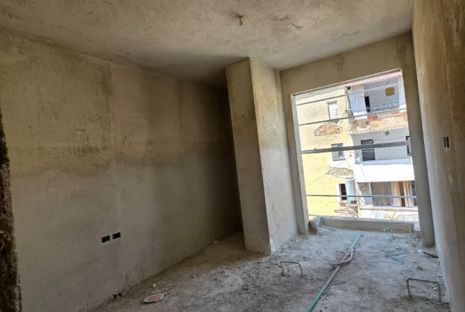 Shtepi ne shitje 2+1 ne Tirane - 132,000 Euro