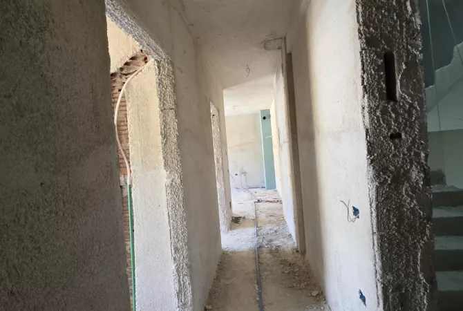 Shtepi ne shitje 2+1 ne Tirane - 132,000 Euro