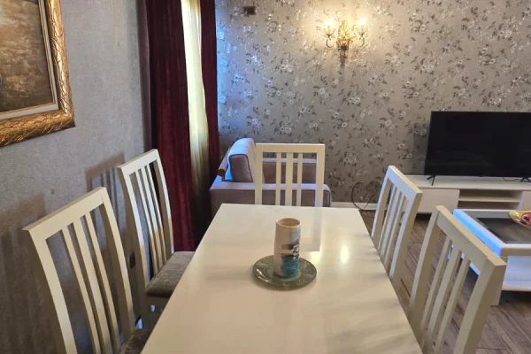 Shtepi ne shitje 2+1 ne Tirane - 375,000 Euro