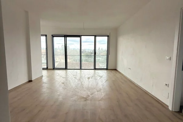 Shtepi ne shitje 2+1 ne Tirane - 179,000 Euro