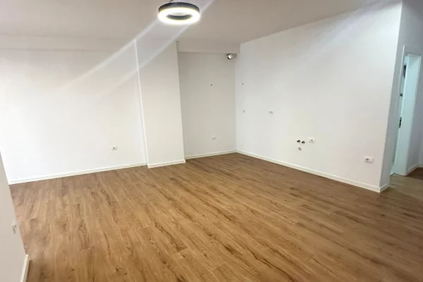 Shtepi ne shitje 2+1 ne Tirane - 149,000 Euro