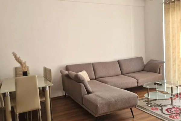 Shtepi me qera 1+1 ne Tirane - 600 Euro