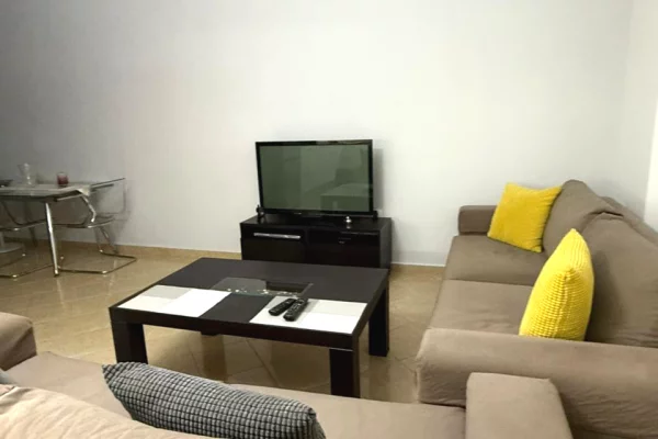 Shtepi me qera 2+1 ne Tirane - 500 Euro