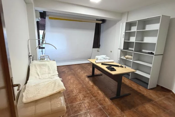 Apartment for rent in Tirana 2+1, Emty