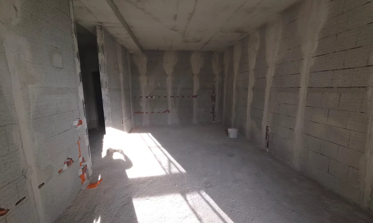 Shtepi ne shitje Apartament ne Tirane, 2+1, Mobilimi Bosh, pa mobiluar, Pagesa 146,000  Euro.