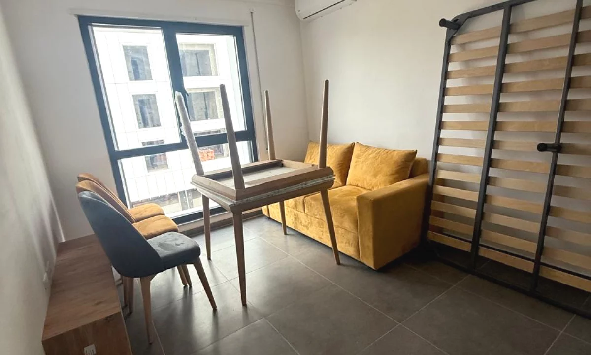 Shtepi me qera Apartament ne Tirane, 1+1, Mobilimi E mobiluar, Pagesa 400  Euro.